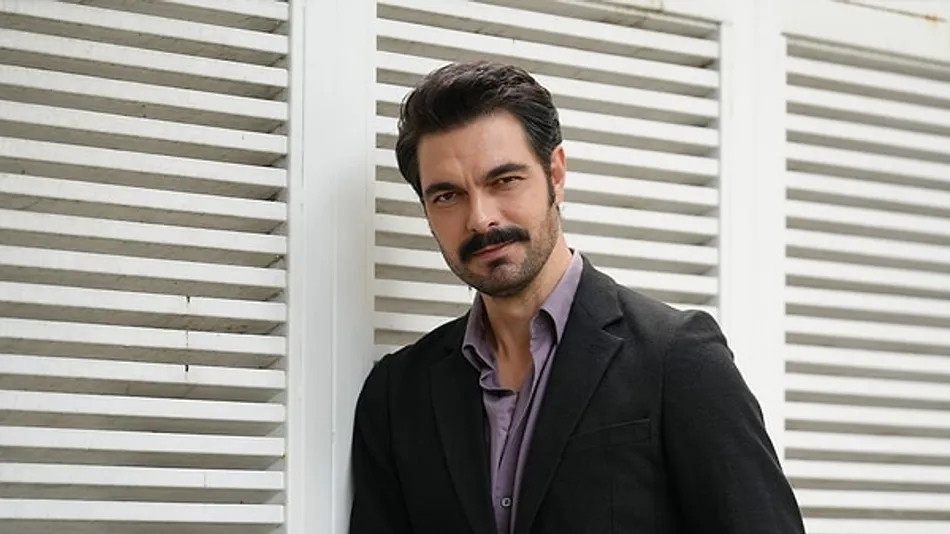 Aşk ve Taht dizisinin kadrosuna Halil İbrahim Ceyhan katıldı