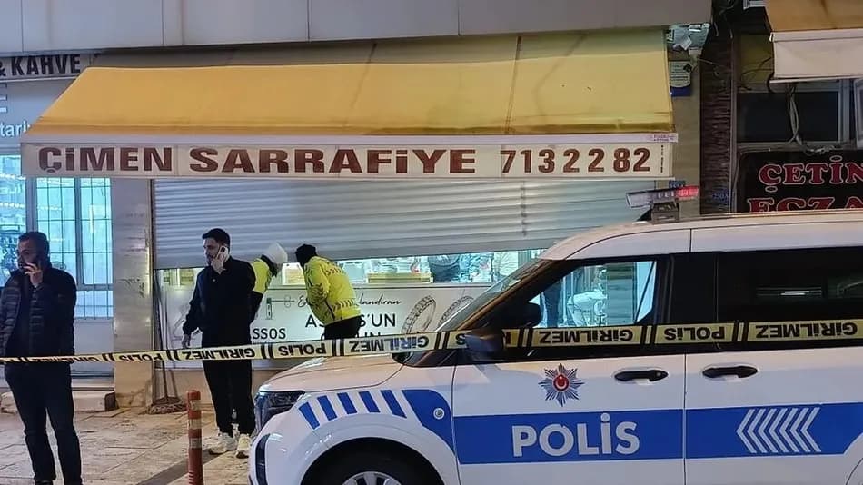 Denizli'de bir kuyumcunun emanet altınlarla kaybolduğu iddia edildi