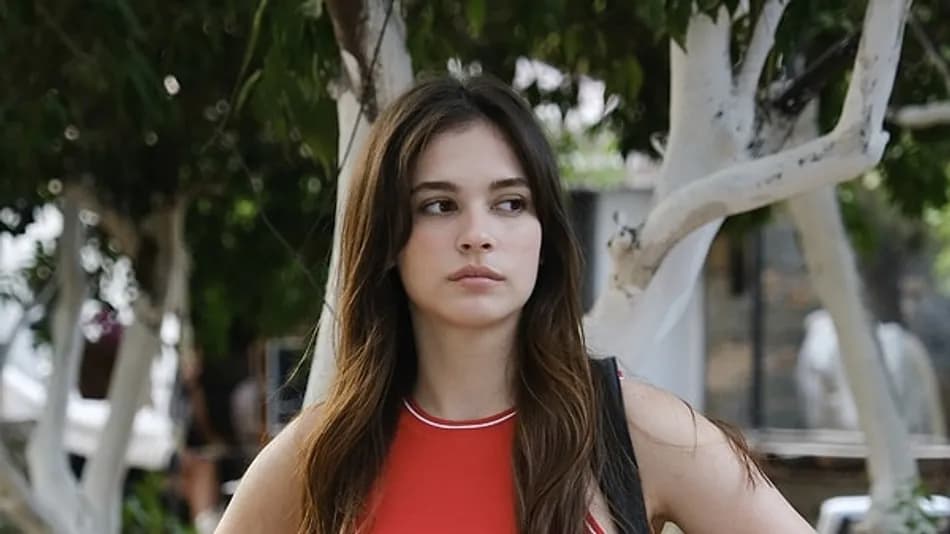Daha 17’nin Deniz’i Helin Elveren kimdir?