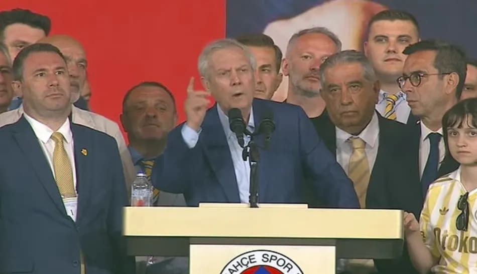 Aziz Yıldırım yeniden Fenerbahçe başkanı seçildi