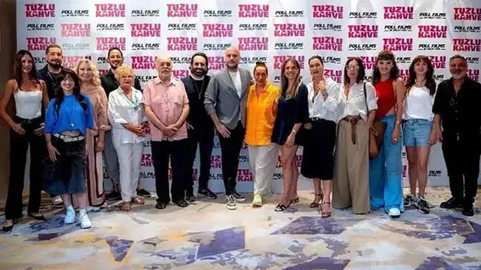 Tuzlu Kahve dizisi konusu, oyuncuları ve yayın günü