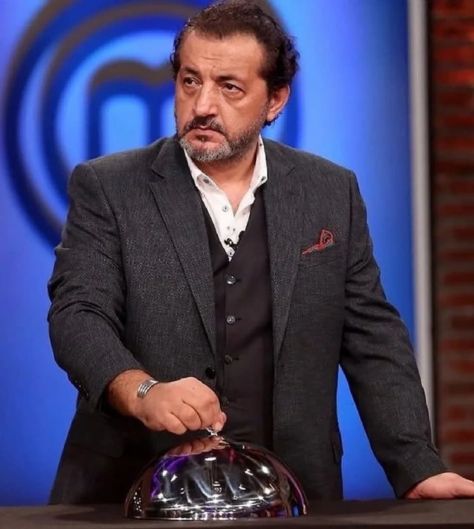 Mehmet Yalçınkaya’nın yıllar önce Yemekteyiz programına katıldığı görüntüler gündem oldu