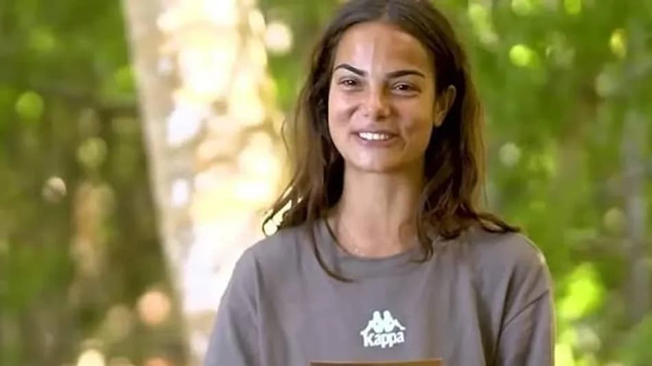 Survivor Beyza Gemici yeni imajıyla gündeme geldi