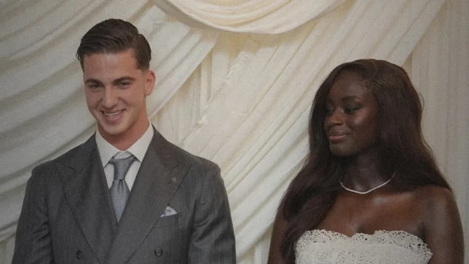 Bertuğ Özgür Yıldırım, Oriana Correia Gomis ile evlendi