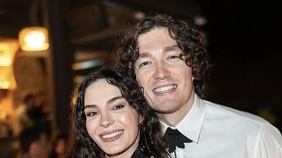 Ebru Şahin ve Cedi Osman Çeşme Tatilinde Görüntülendi