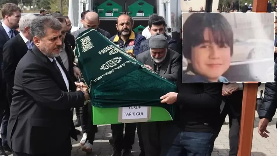 Kahramanmaraş’taki okul saldırısında yaşamını yitirenler toprağa verildi