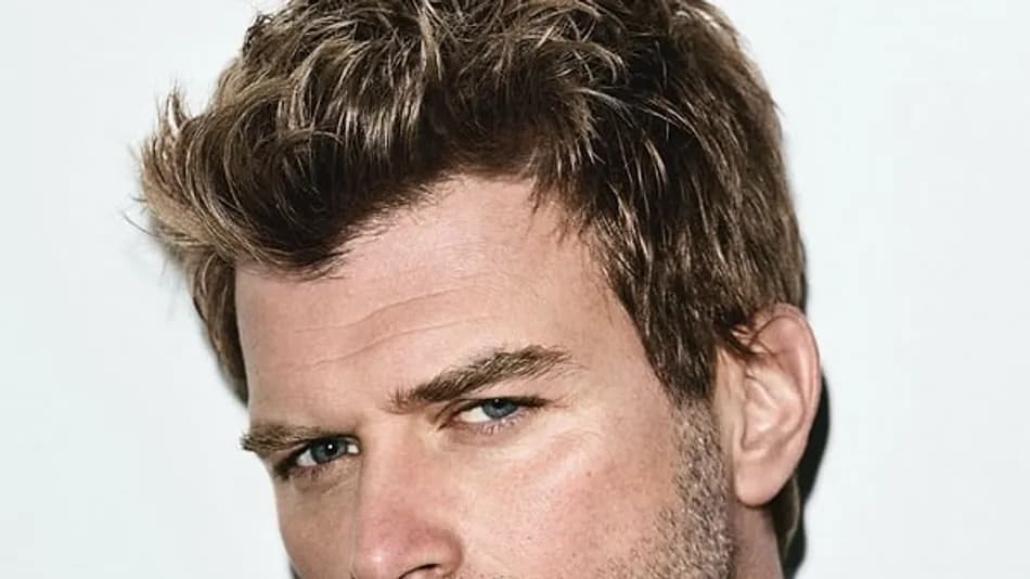 Kıvanç Tatlıtuğ Instagram Hesabını Kapattı
