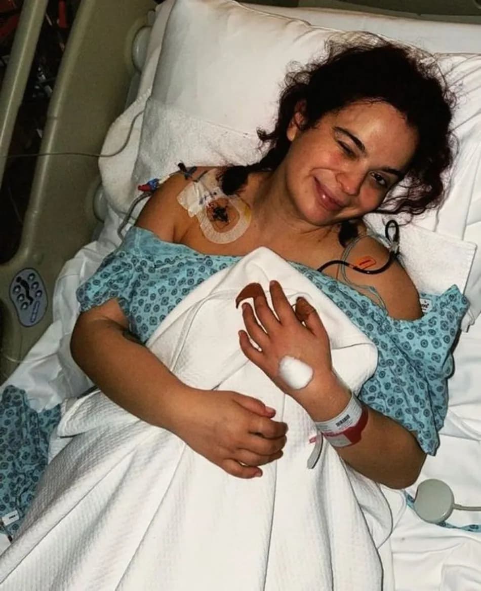 Aslı Bekiroğlu, geçirdiği ameliyatlar sonrası yaşadığı sağlık sürecini anlattı