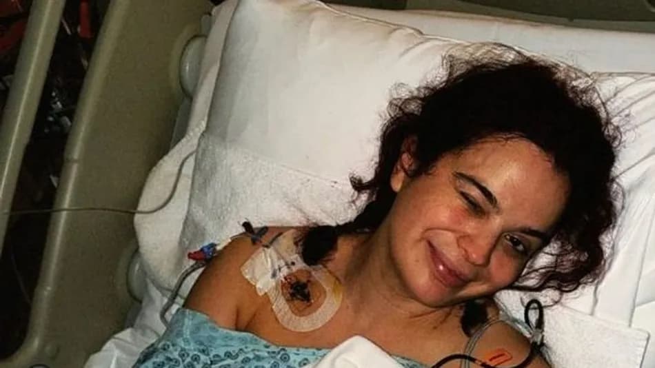 Aslı Bekiroğlu, geçirdiği ameliyatlar sonrası yaşadığı sağlık sürecini anlattı