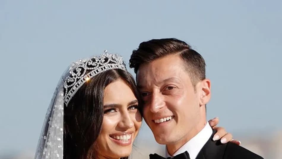 Mesut Özil ve Amine Özil’in üçüncü çocukları dünyaya geldi