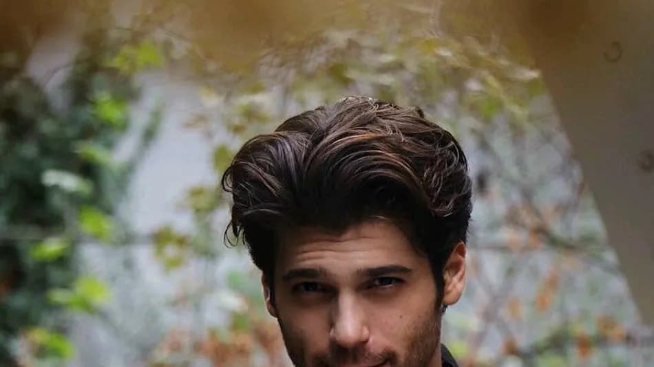 Can Yaman, ten rengiyle ilgili yorumlara sosyal medyadan yanıt verdi