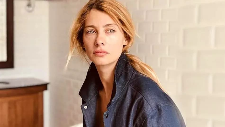 Ayşe Kulin, Tuba Ünsal'ın 'Adı Aylin' müzikali hakkında sert açıklamalar yaptı