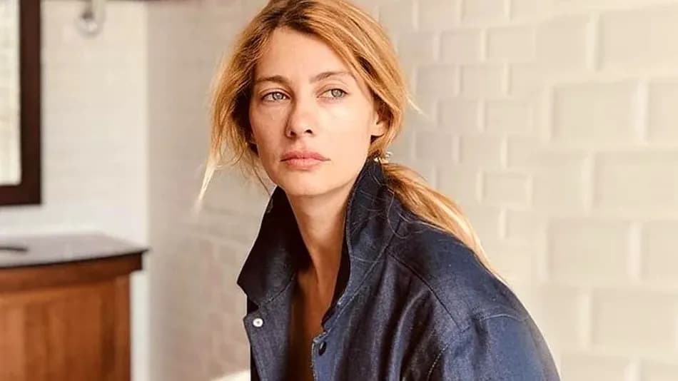 Ayşe Kulin, Tuba Ünsal'ın 'Adı Aylin' müzikali hakkında sert açıklamalar yaptı