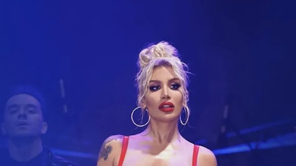 İrem Derici’den X yorumu: Dişe diş, kana kan