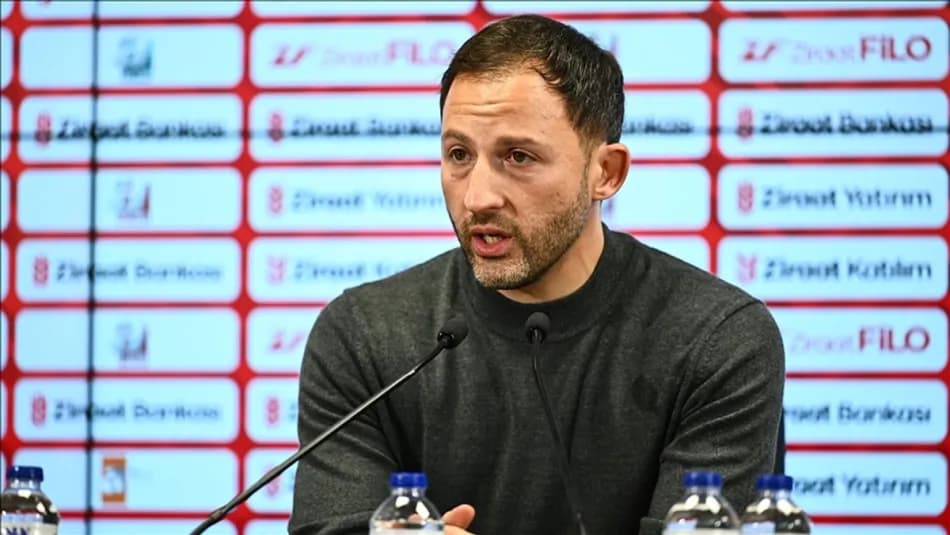 Domenico Tedesco'nun Bologna ile anlaşmaya yakın olduğu öne sürüldü
