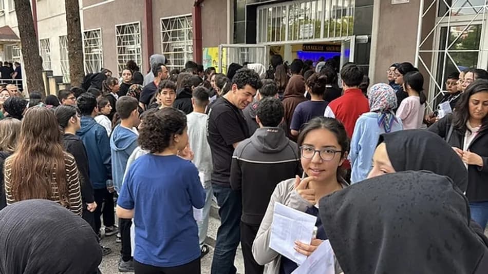 LGS 1 Milyonu Aşkın Öğrencinin Katılımıyla Başladı