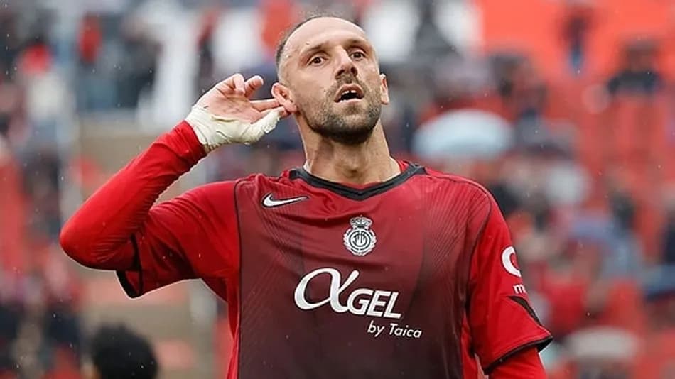 Fenerbahçe’de Aziz Yıldırım’dan Vedat Muriqi ve Guirassy hamlesi