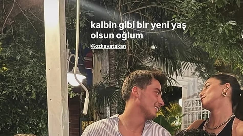 Uzak Şehir oyuncuları sezon finali sonrası bir araya geldi