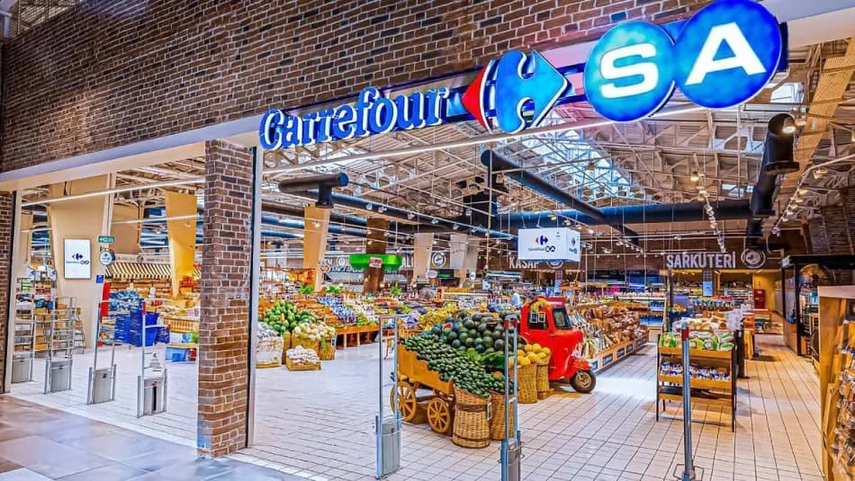 CarrefourSA'nın çoğunluk hisseleri A101'in çatı şirketine devrediliyor