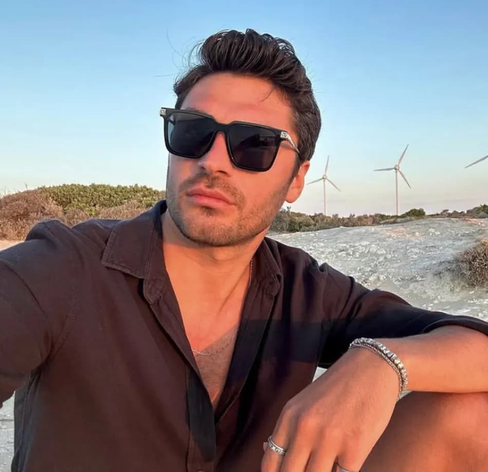 Defne Samyeli ile Emre Dinler hakkında aşk iddiası ortaya atıldı