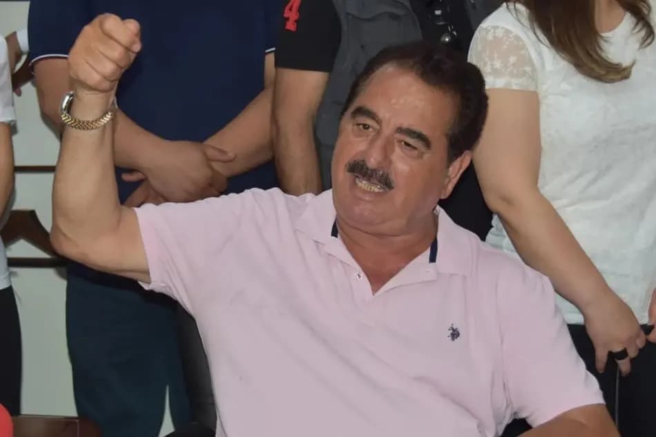 İbrahim Tatlıses’in ameliyatı sonrası yoğun bakım takibi sürüyor