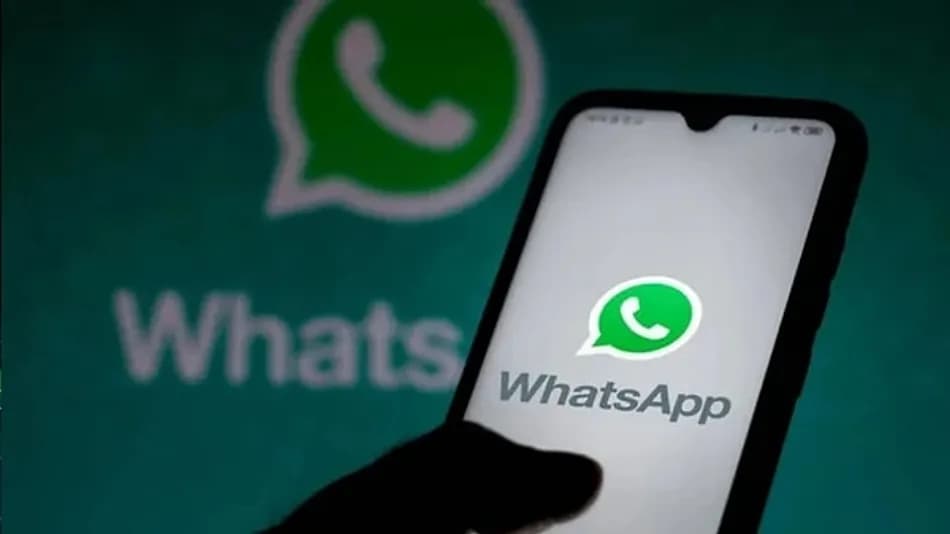 WhatsApp çöktü mü? Fotoğraf ve videolar yüklenmiyor