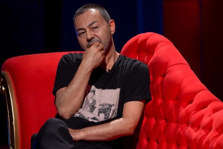 Serdar Ortaç canlı yayında şarkıları için vasiyet niteliğinde çağrı yaptı