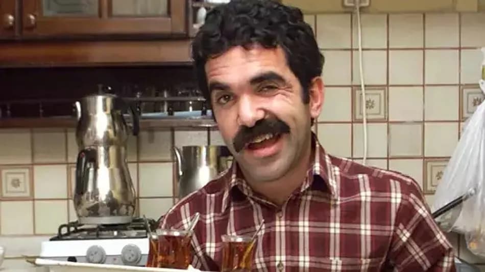 Alpaslan Özmol'un Cihangir'deki görüntüsü sosyal medyada gündem oldu