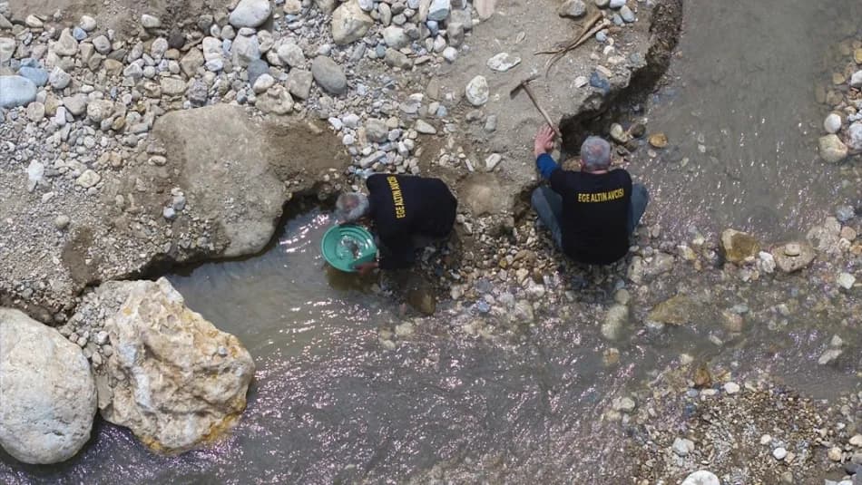 Akarsu yataklarında kırıntı madenciliğine ilgi artıyor