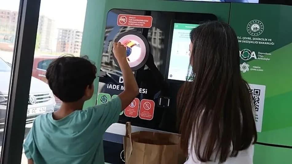 Depozito iade sistemi yayılıyor: Şişe başına 1 lira ödeme