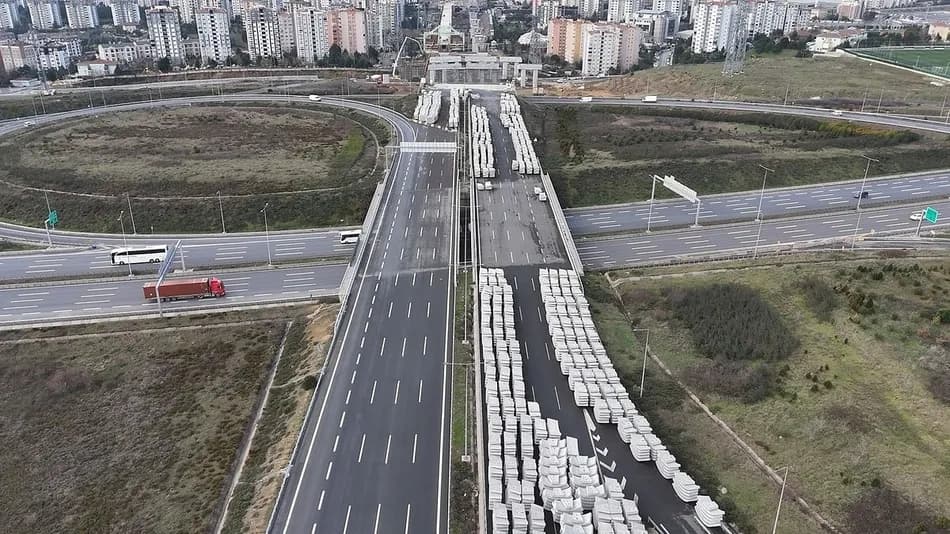 Nakkaş-Başakşehir Otoyolu projesinde çalışmalar devam ediyor