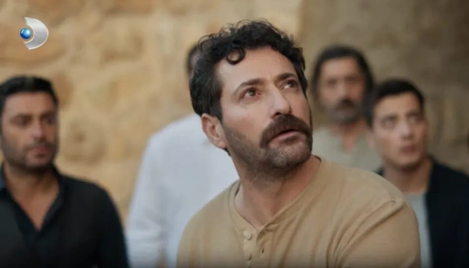 Uzak Şehir dizisinde Alper Çankaya'nın da ayrılacağı öne sürüldü