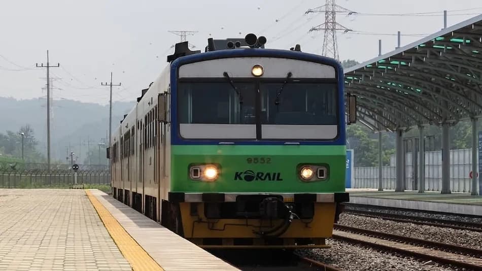 Güney Kore, Dorasan İstasyonu’na tren seferlerini 10 yıl sonra yeniden başlatıyor