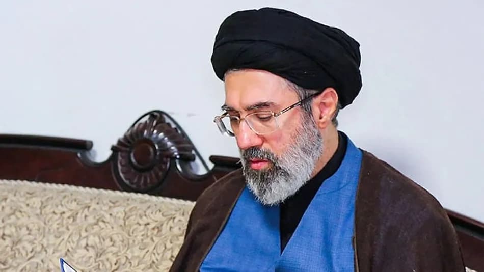 Hamaney'den Trump'a sert çıkış: İmzası geçersizdir