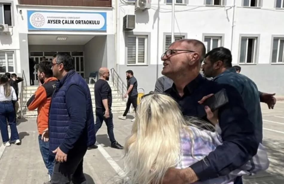 Demet Evgar'dan okul saldırıları sonrası açıklama