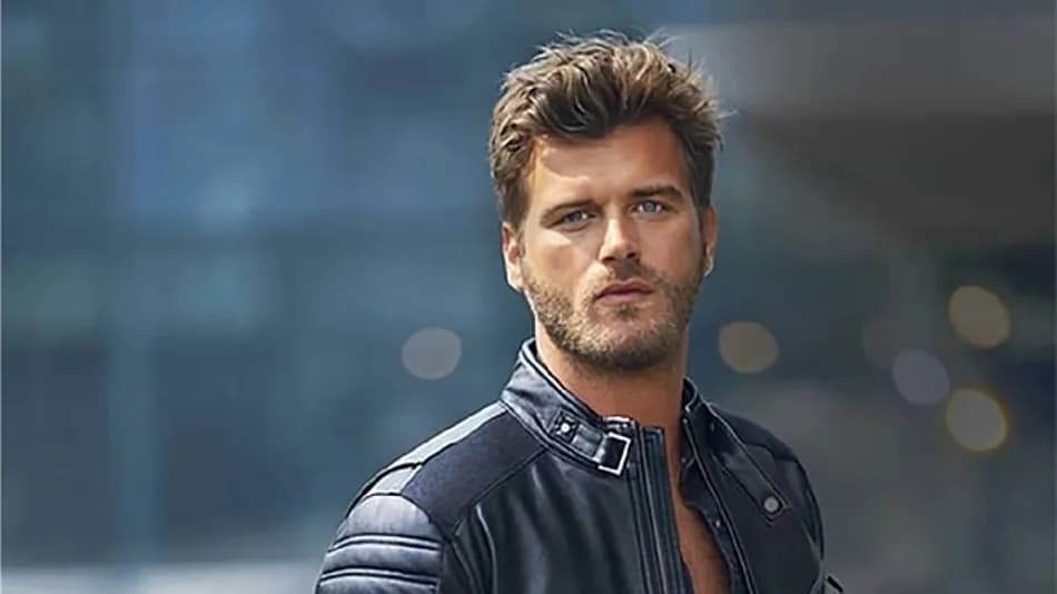 Kıvanç Tatlıtuğ Instagram Hesabını Neden Kapattı?
