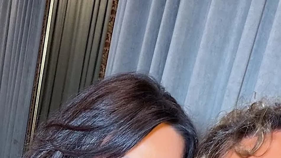Ebru Gündeş'in yarım yüz gerdirme sonrası son hali