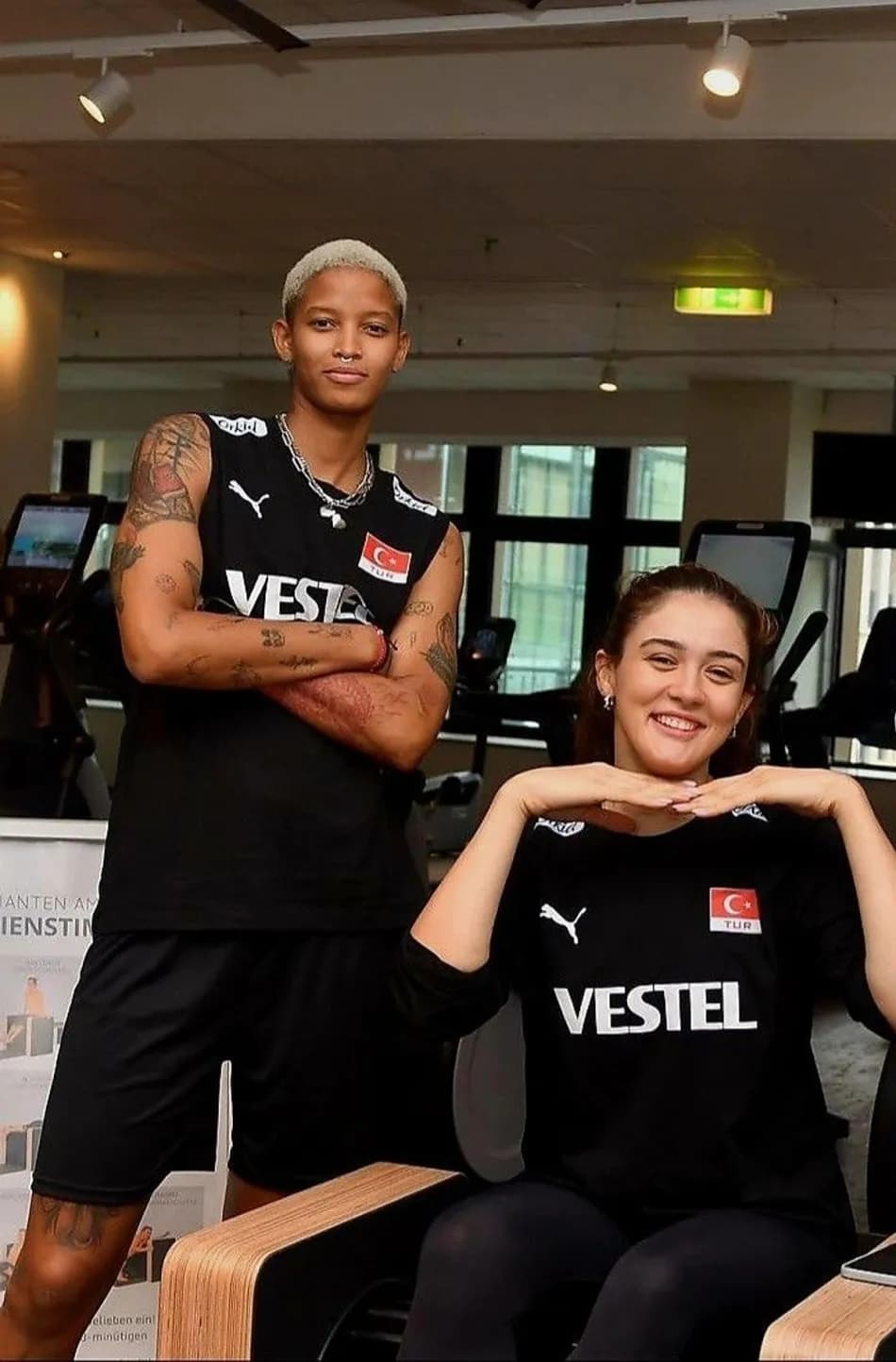 Melissa Vargas ile Zehra Güneş’in sosyal medya hamlesi gündem oldu