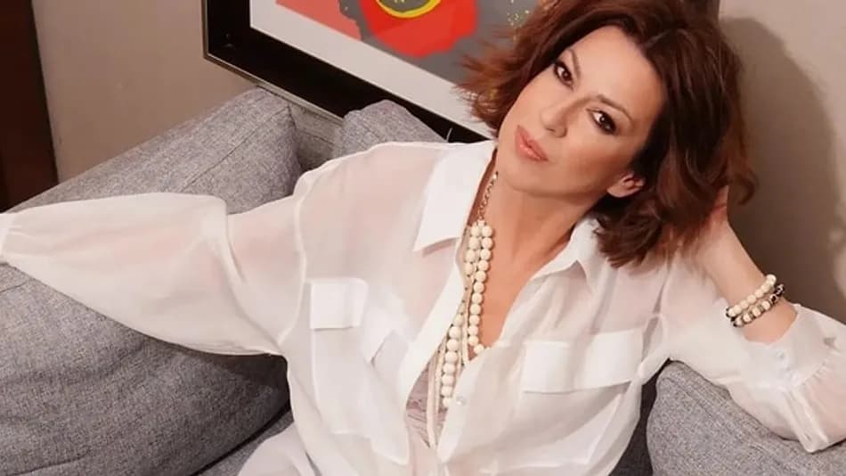 İpek Tuzcuoğlu namaz kılmayı nasıl öğrendiğini anlattı