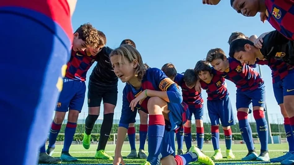 Barcelona, KKTC Futbol Kampı Planından Geri Adım Attı