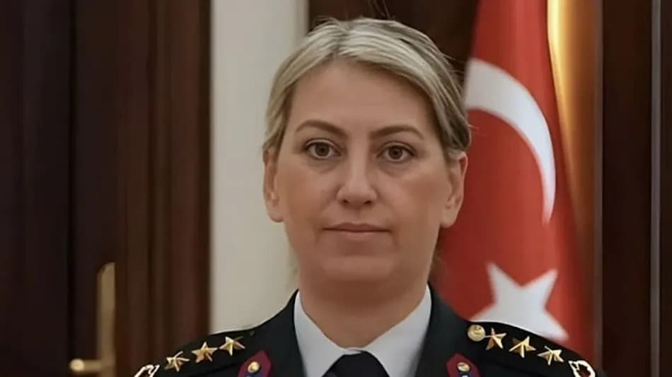 Özlem Karapınar Türk Hava Kuvvetleri’nin İlk Kadın Generali Oldu
